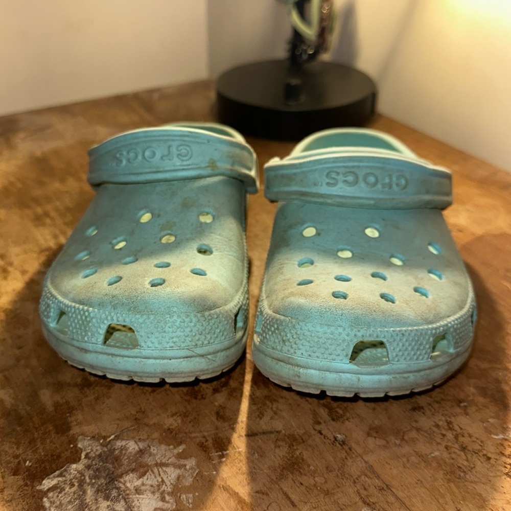 Crocs